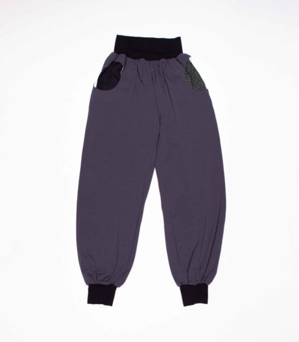 anna * pollack, Piratenhose bio grau, Bund schwarz, Taschen schwarz und grau