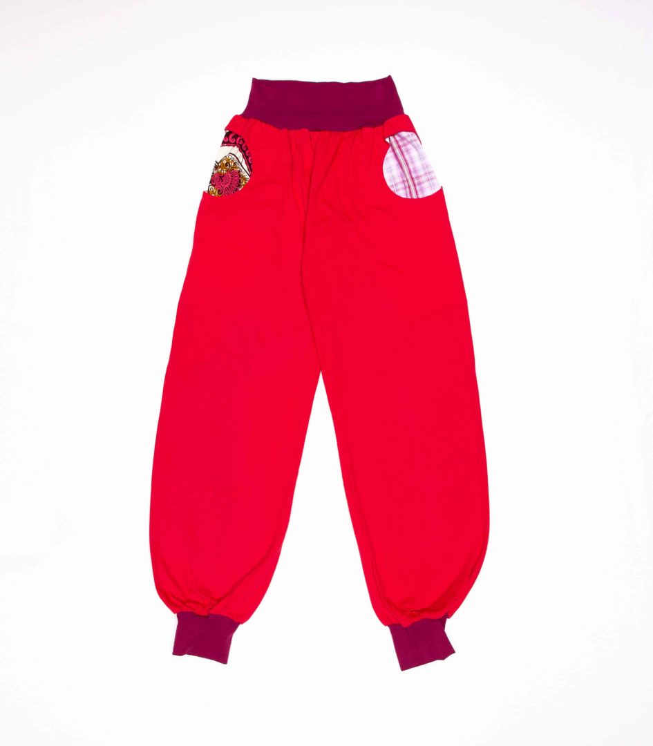 anna * pollack, Piratenhose Bio rot, Bund weinrot, Taschen rosa