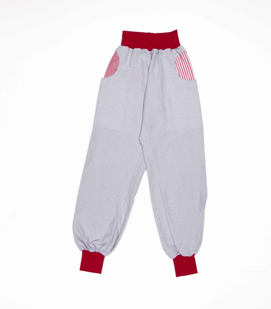 anna * pollack, Piratenhose Karo grau, Bündchen und Taschen rot