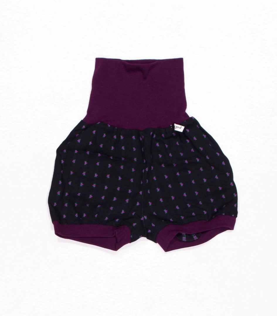 anna * pollack, Dirndlshorty, 56-80, schwarzer Dirndlstoff, Bund Purpur