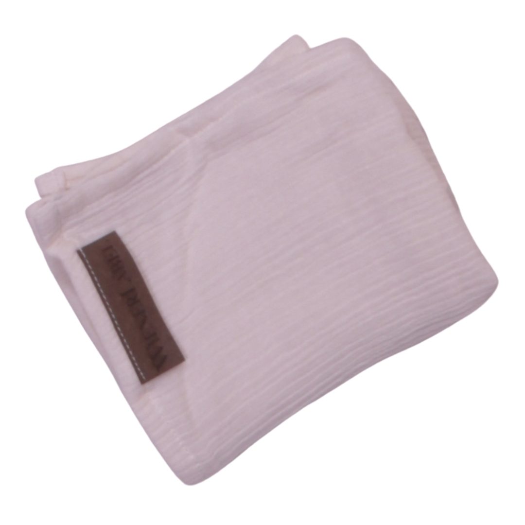 anna * pollack, kleines Tuch Karli in creme, zusammengelegt