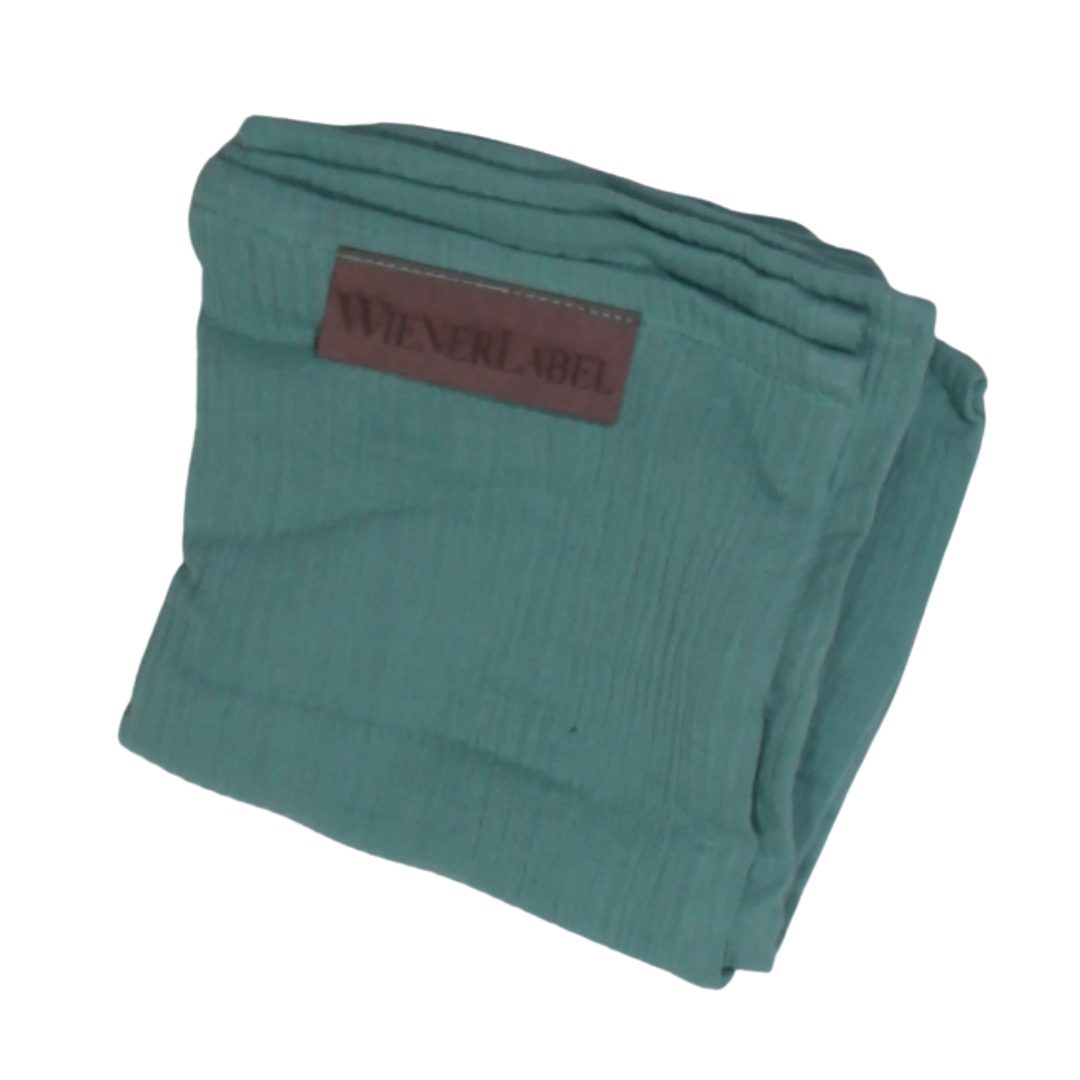anna * pollack, kleines Tuch Karli in grün, zusammengelegt