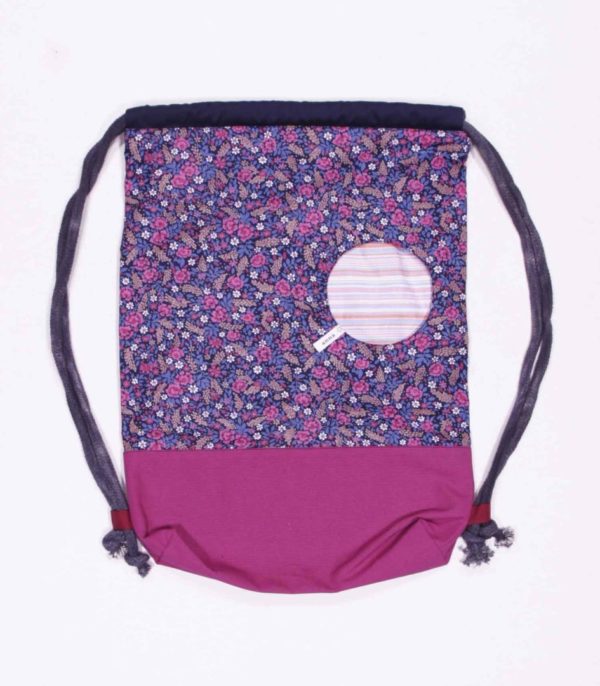 anna * pollack, Beutelbag, Oberteil lila-blaues Millefleurs Muster, Unterteil pinker, robuster Stoff, Innenfuter rosa gestreift Tasche rosa, Träger grau, Ansicht flach liegend
