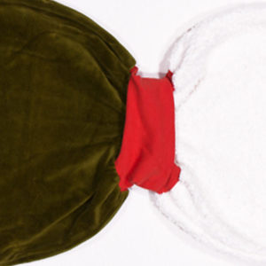 anna * pollack, Pucksack Nicki, flaschengrün, Bund rot, Ansicht mit Innenfutter, quer