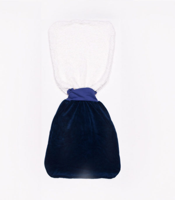 anna * pollack, Pucksack Nicki, stahlblau, Bund fernblau, Ansicht mit Innenfutter