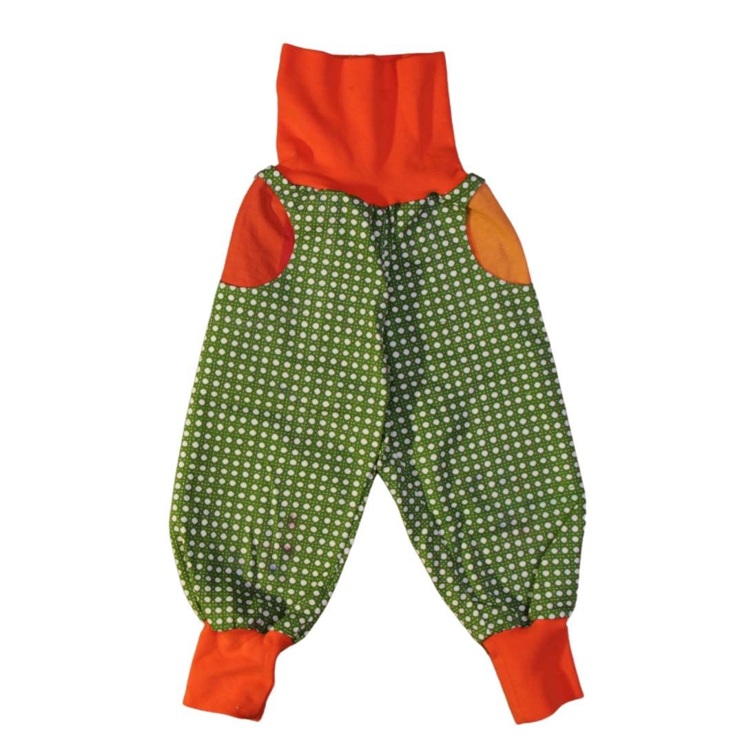 anna * pollack, PIratenhose Mixed, 80-116, Muster grün, Bund und Taschen orange
