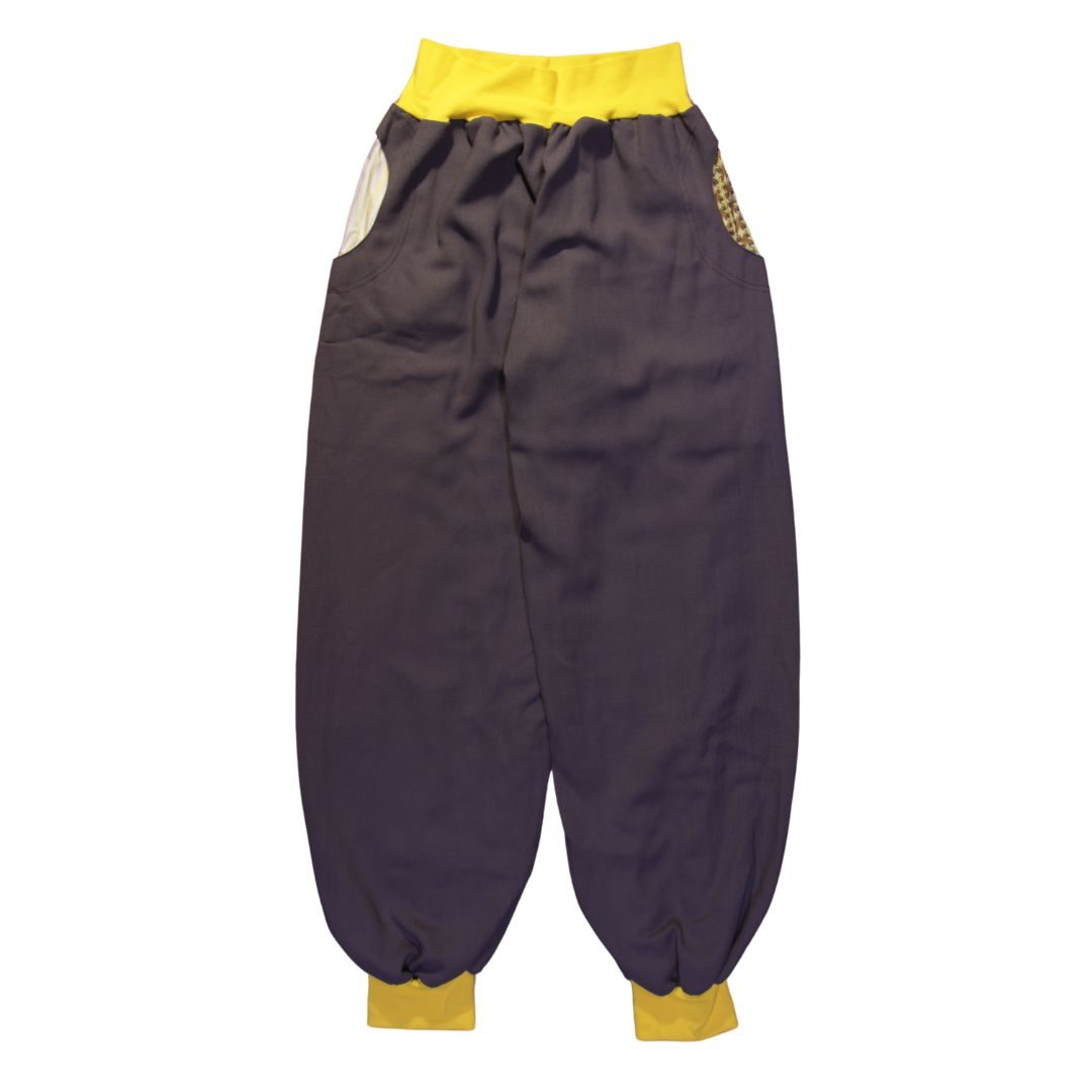 anna * pollack, Piratenhose grau, medium, Wolle, Bund und Taschen gelb
