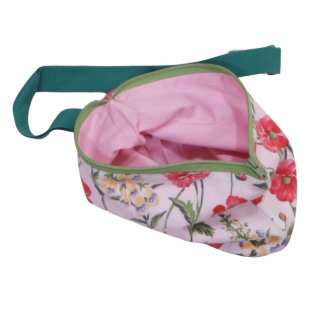 anna * pollack, Täschchen geblümt, rosa gefüttert, mit Zipp und Gurt