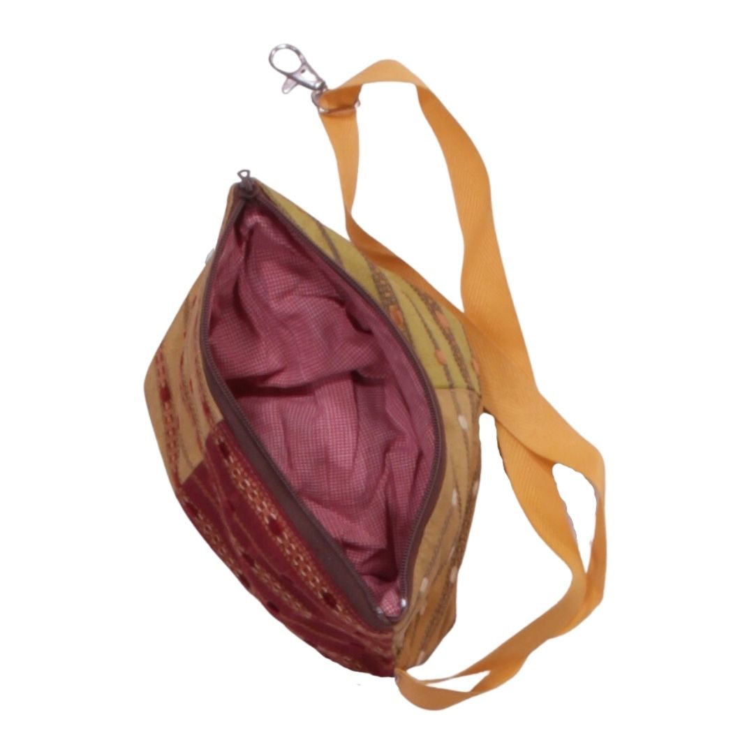 anna * pollack, Täschchen gelb rot, rosa gefüttert, mit Zipp und Gurt