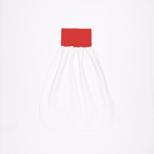 anna * pollack, Pucksack/Schlafsack aus weißem Leintuch mit orangem Bund, ungefüttert
