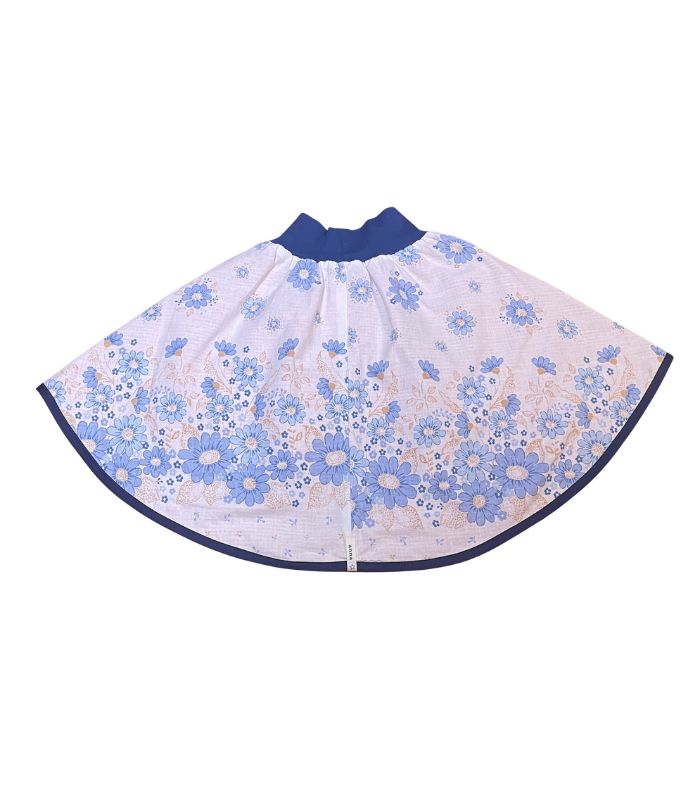 anna * pollack, Wenderock 134-152, rot blau, Rückseite Blau geblümt