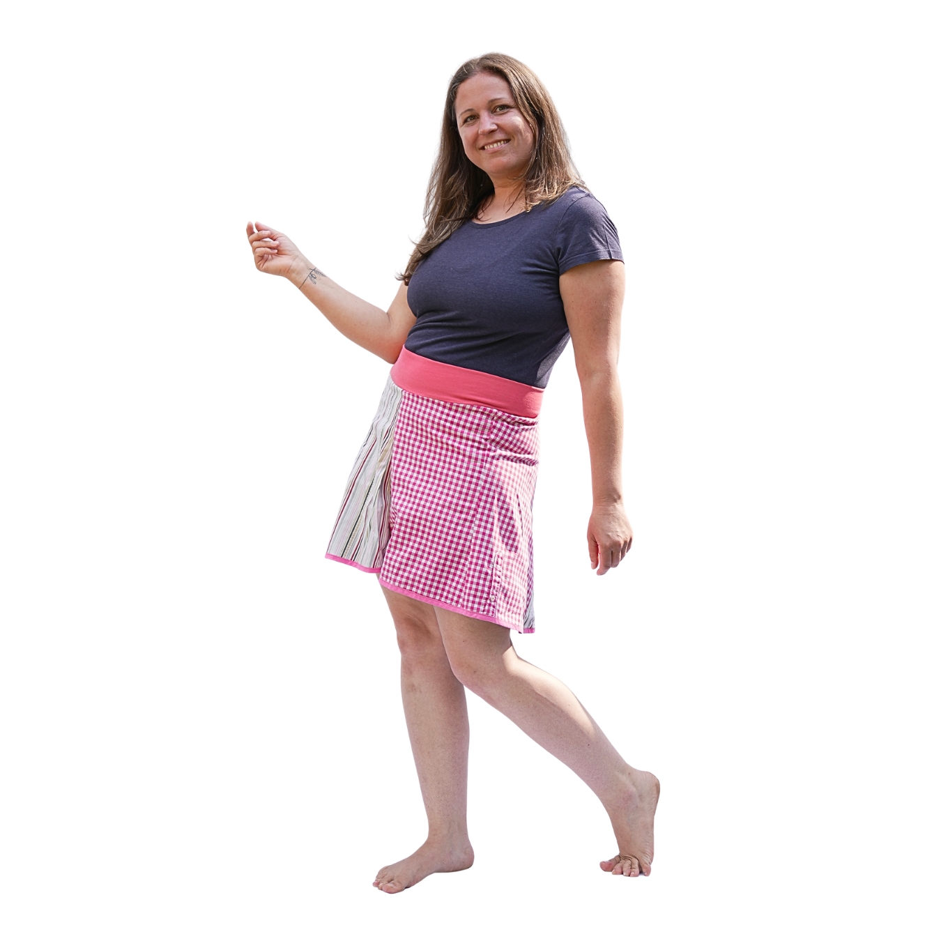 Frau in Wenderock in Rosa, T-Shirt grau
